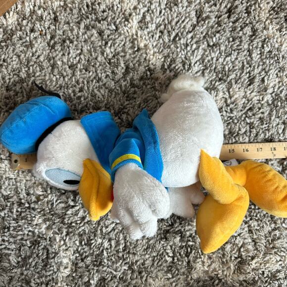 Disney Store Authentic Donald Duck Plush Stuffed Animal Toy Genuine Original - Picture 10 of 10